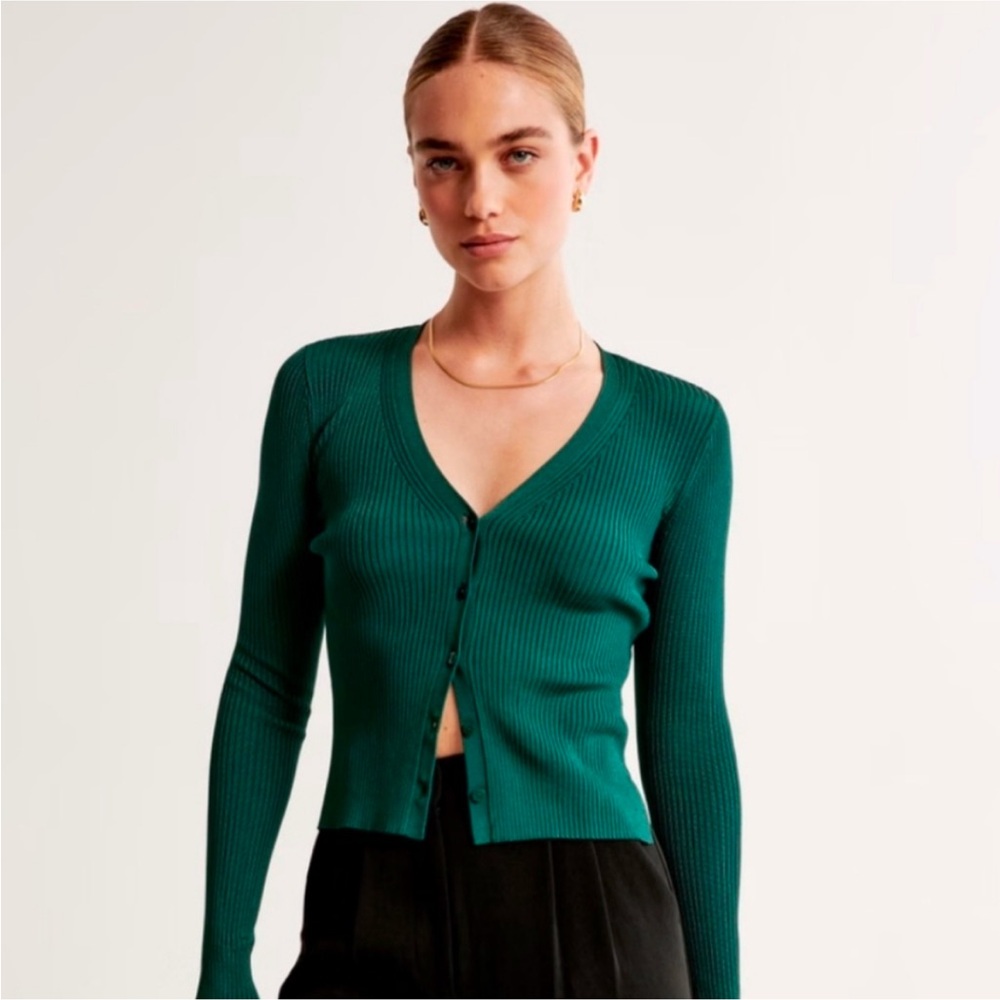 Abercrombie & Fitch Glossy Slim Cardigan